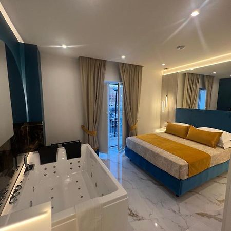 La Lepre Artemide Bed & Breakfast Naples Exterior photo