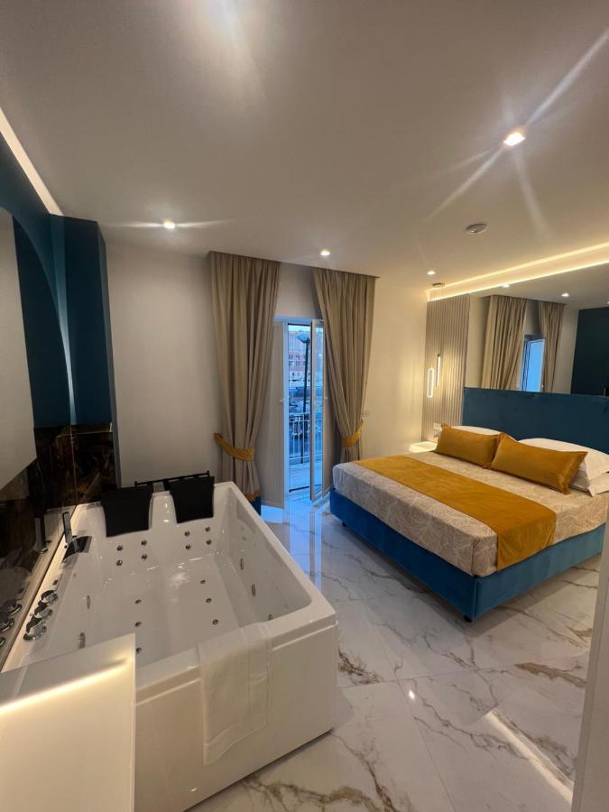 La Lepre Artemide Bed & Breakfast Naples Exterior photo